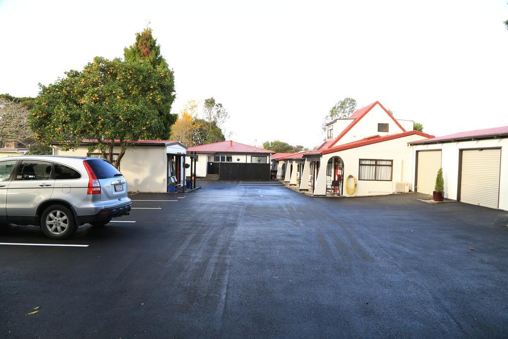 Papakura Motor Lodge & Motel Ngoại thất bức ảnh