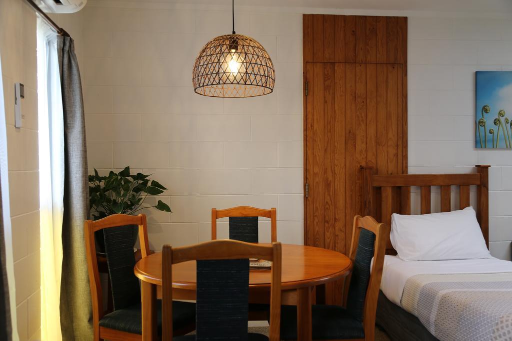 Papakura Motor Lodge & Motel Ngoại thất bức ảnh