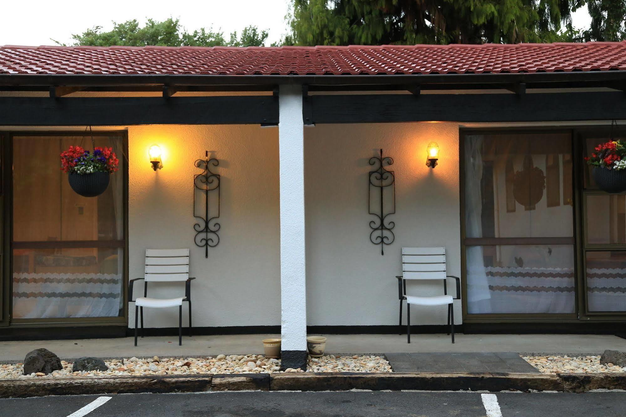 Papakura Motor Lodge & Motel Ngoại thất bức ảnh