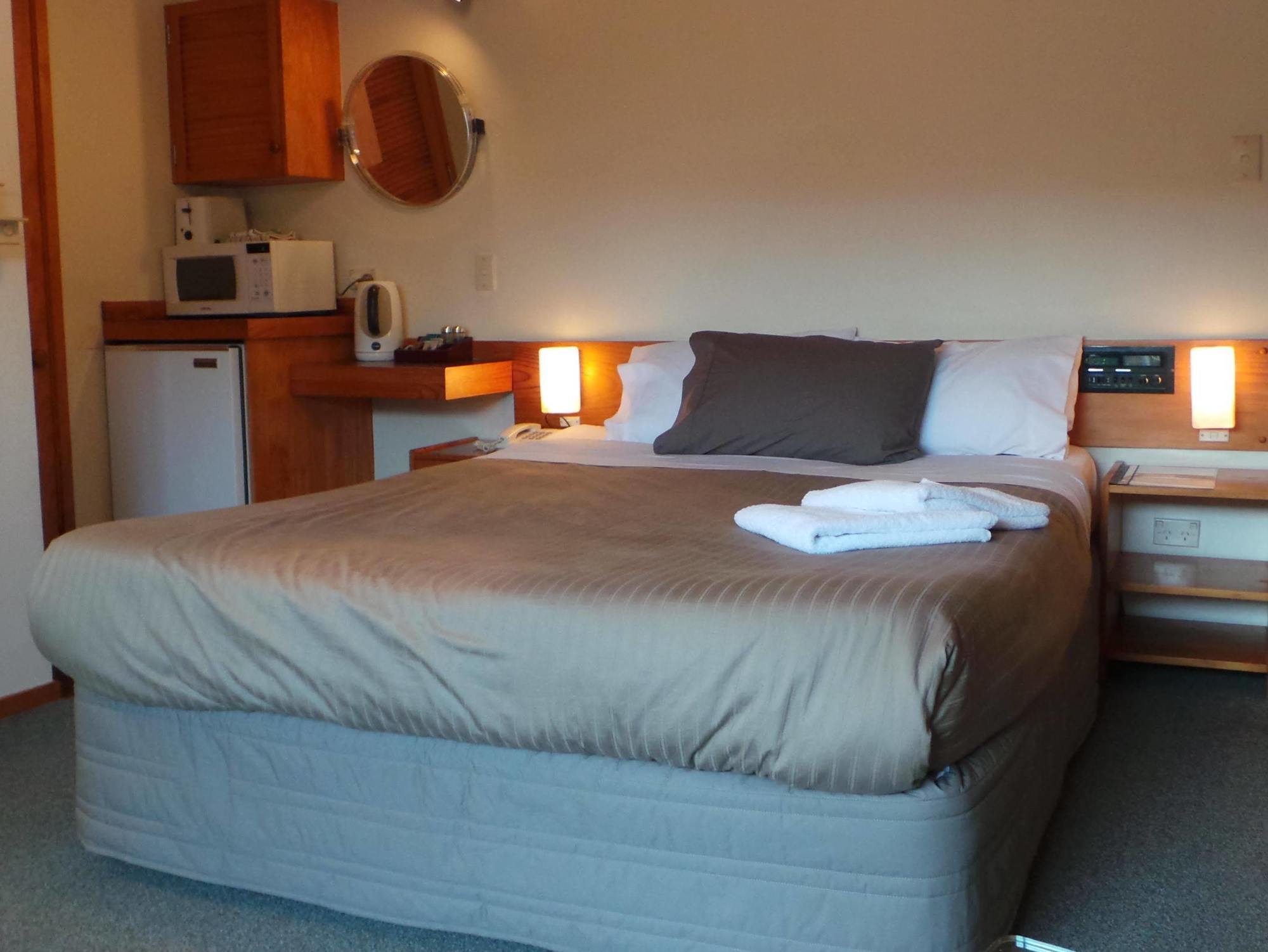 Papakura Motor Lodge & Motel Ngoại thất bức ảnh